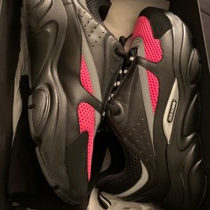 Dior B22 black hot pink men sneaker